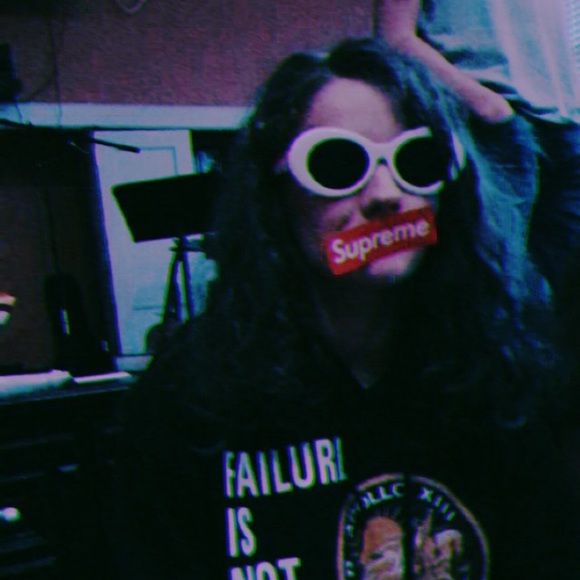 It’s ya girl😜 Laurel💫 - Picture 2 of 6